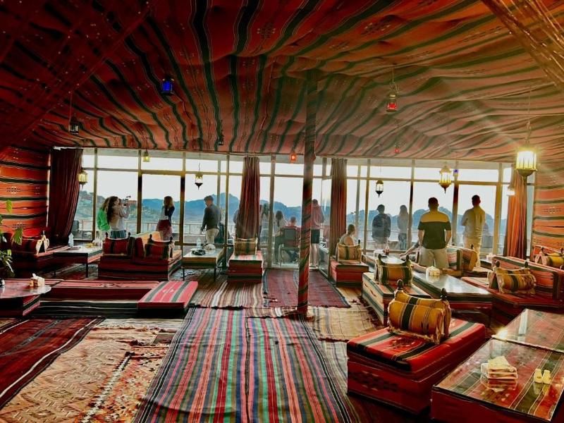 Rocky Mountain Hotel Jordan - image 1