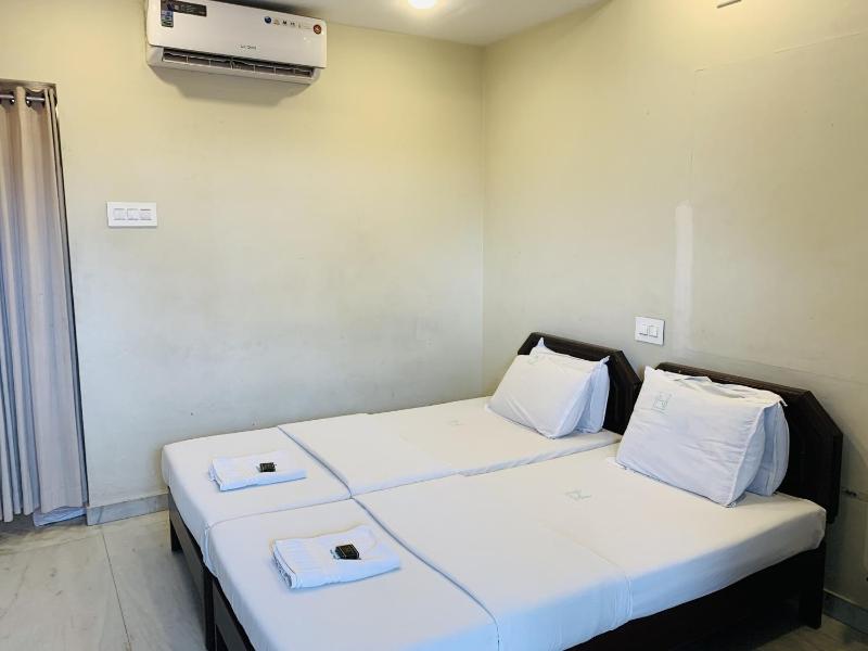 Hotel National Tourist Home - image 12