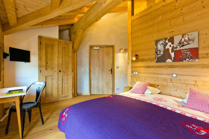 Double Room image 3