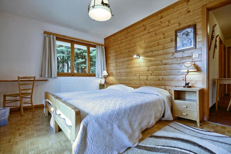 Three-Bedroom Apartment image 3