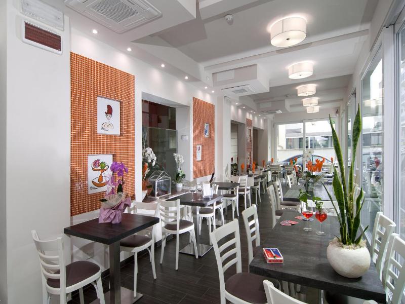 Hotel Casablanca - image 9