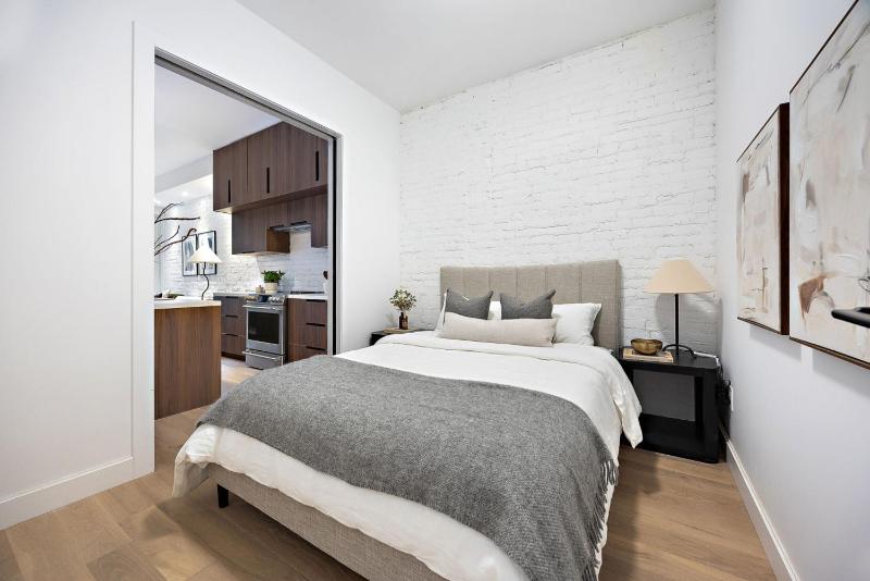 The Brick Hotel - The Second Suite - image 3