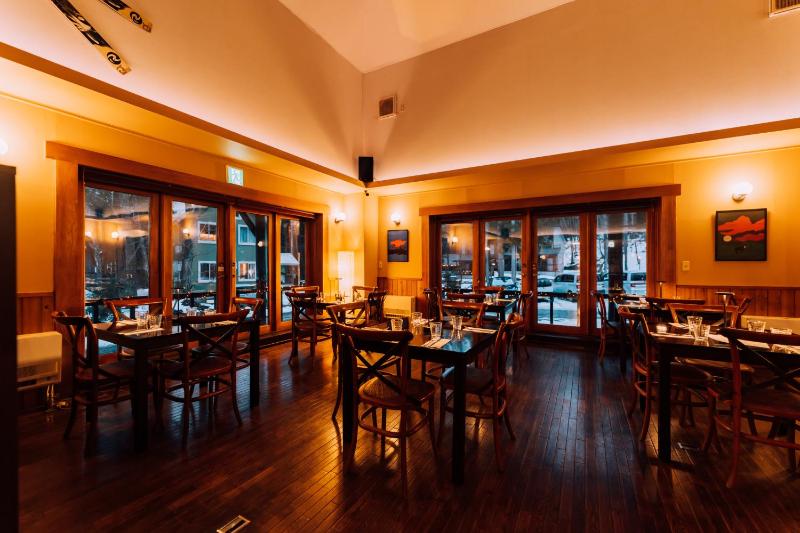 Double Black Hotel - image 26