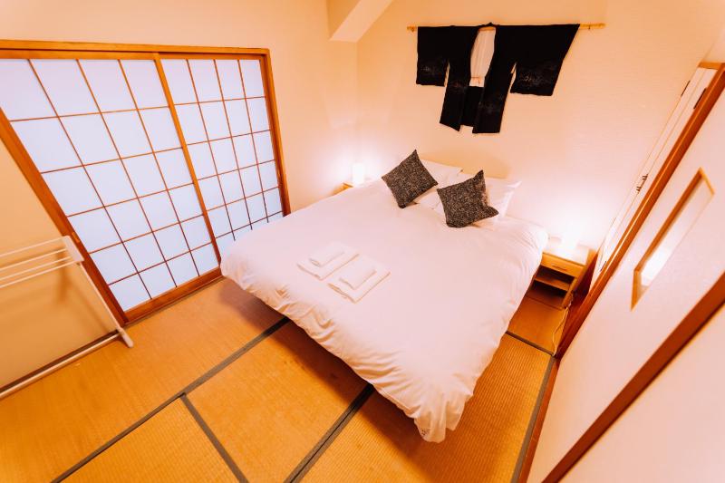 Double Black Hotel - image 50