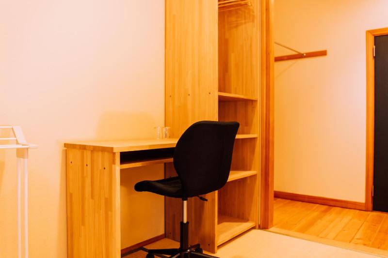 Double Black Hotel - image 10