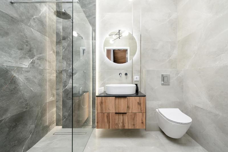 Luxury Sky Jagodno Apartment with Jacuzzi Parking & Terrace by Renters Prestige - image 3