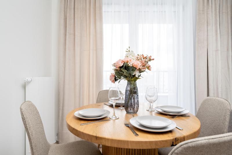 Luxury Sky Jagodno Apartment with Jacuzzi Parking & Terrace by Renters Prestige - image 13