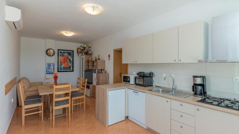 Villa Radic - Makarska by Villas Guide - image 9