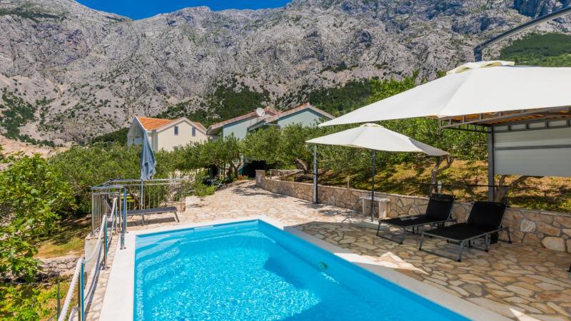 Villa Radic - Makarska by Villas Guide - image 12
