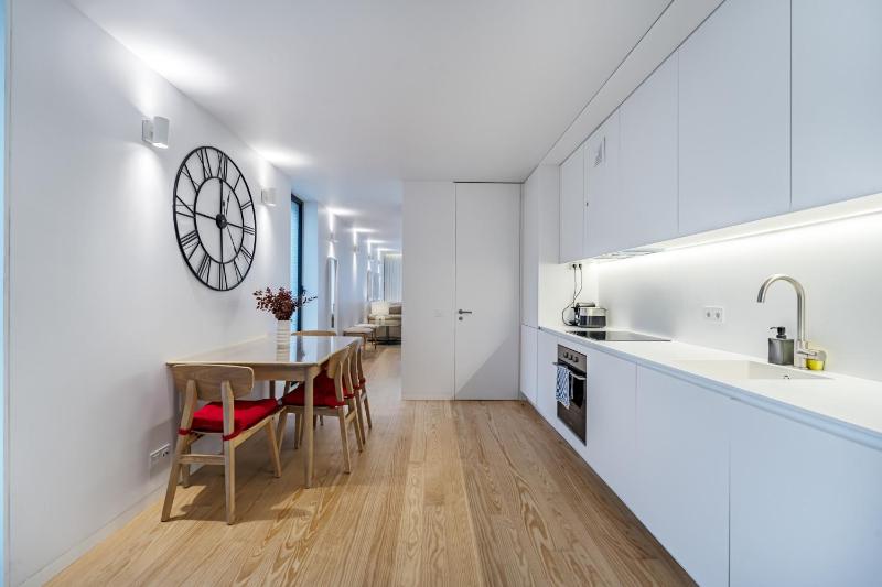 Nomad's Lux - Almada Apartments Porto - image 26