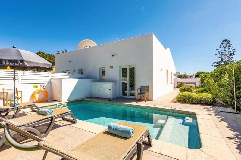 Villa Pins Blanca by Villa Plus - image 1