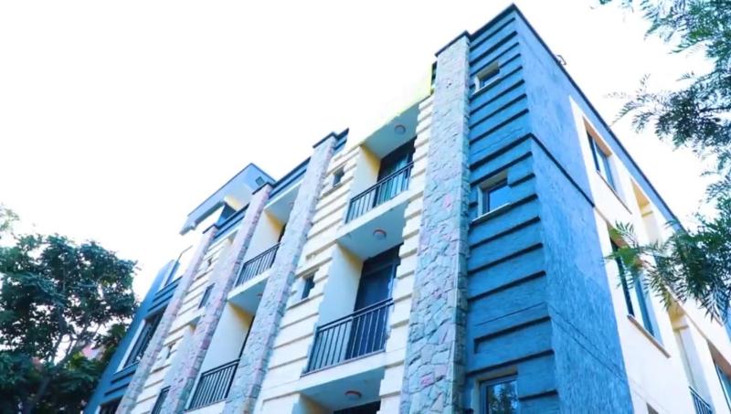Kings Land Hotel - image 6