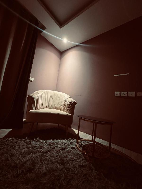 Opus Prestige Luxury Apartments - LMY Residency Gulberg Lahore - image 4