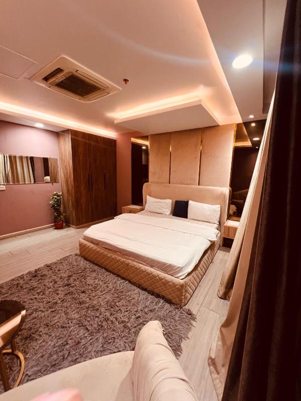 Opus Prestige Luxury Apartments - LMY Residency Gulberg Lahore - image 3