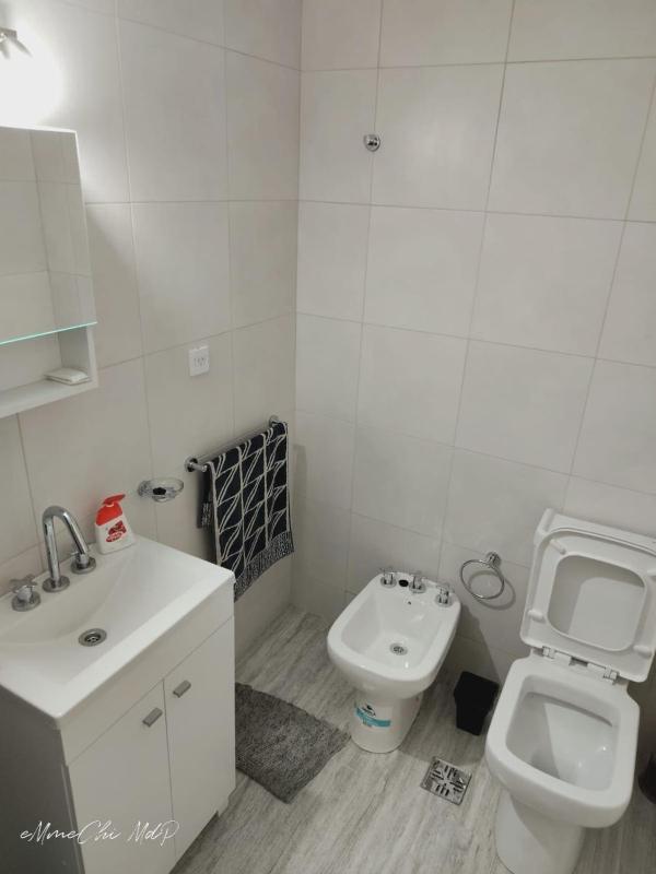 Impecable y amplio Zona Polideportivo y Hospital Privado - image 10