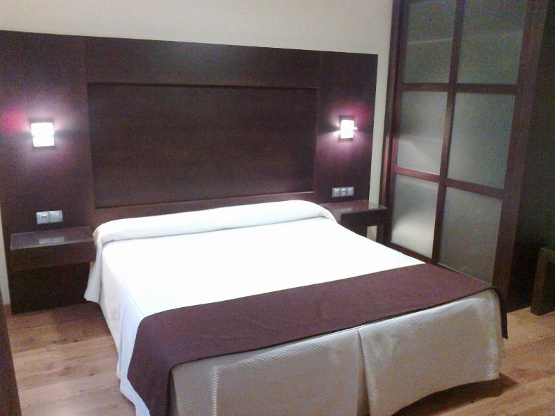 Superior Double Room image 3