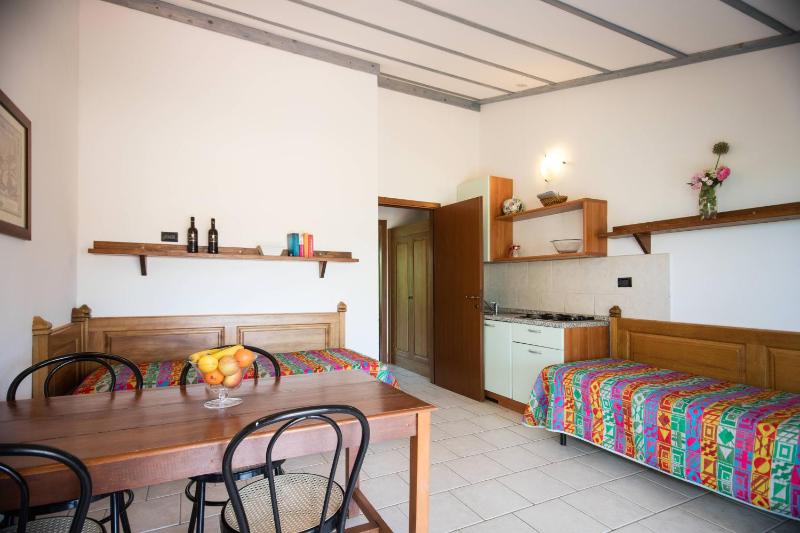 One-Bedroom Apartment (4 Adults) image 3