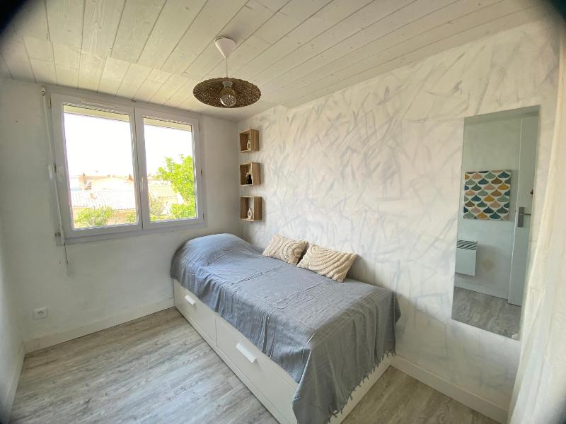 Joli appartement avec vue mer climatisé et wifi - image 3