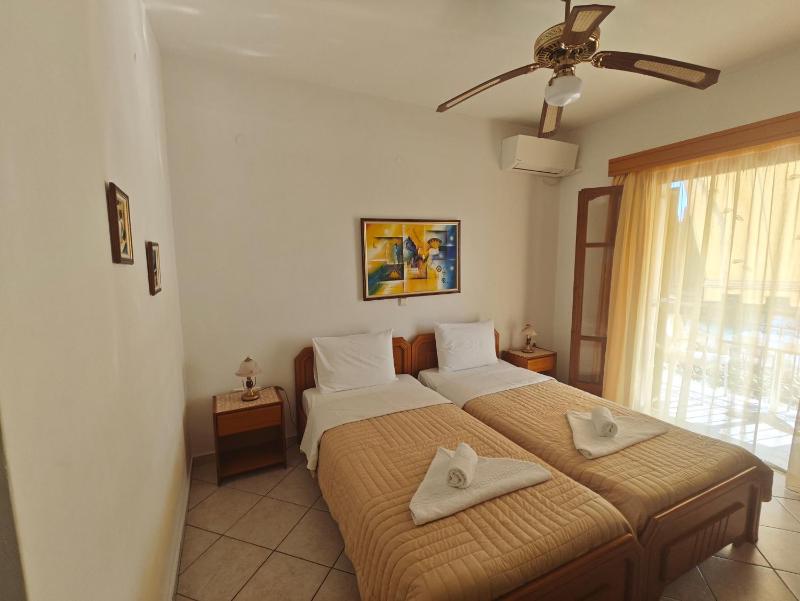 Avlonitis Rooms - image 8