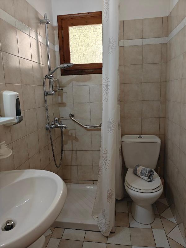 Avlonitis Rooms - image 35