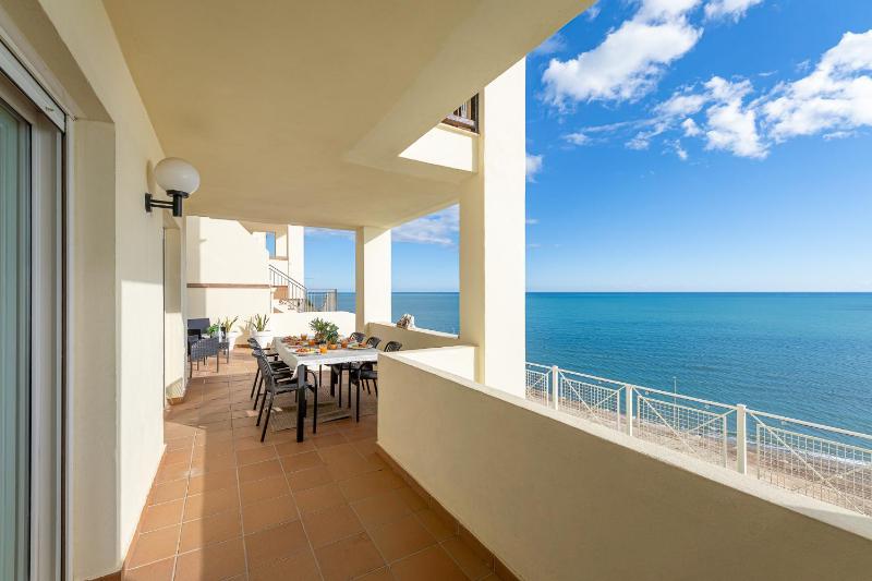 797 HOLIDAY RENTALS - El Balcon de Benalmadena - image 20