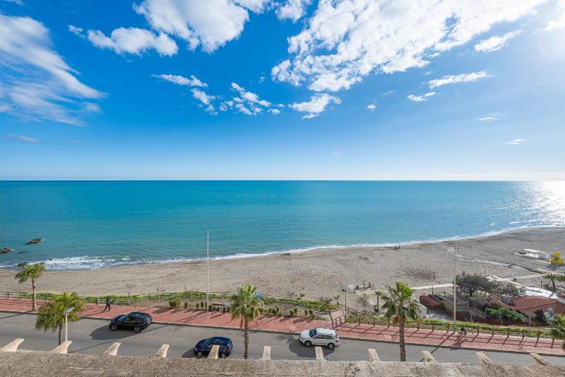 797 HOLIDAY RENTALS - El Balcon de Benalmadena - image 8