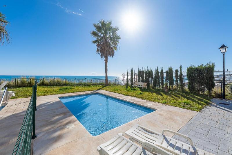 797 HOLIDAY RENTALS - El Balcon de Benalmadena - image 12