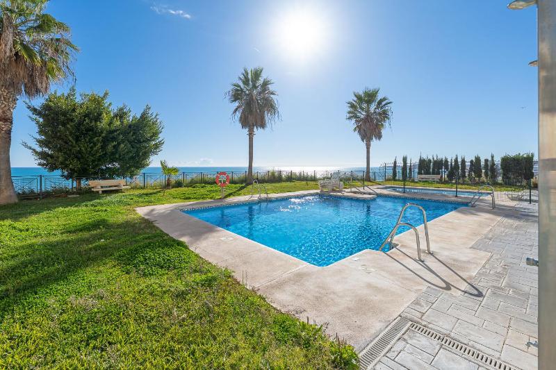 797 HOLIDAY RENTALS - El Balcon de Benalmadena - image 16