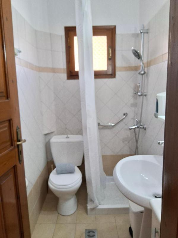 Avlonitis Rooms - image 20