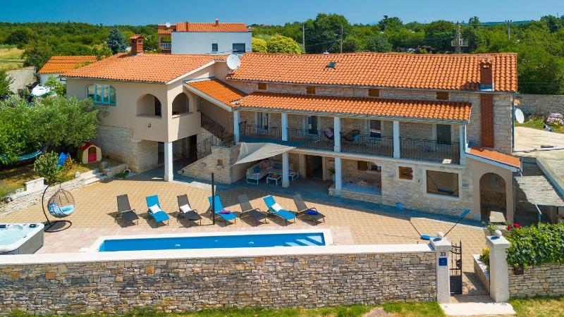 Villa RIA by Villas guide - image 19