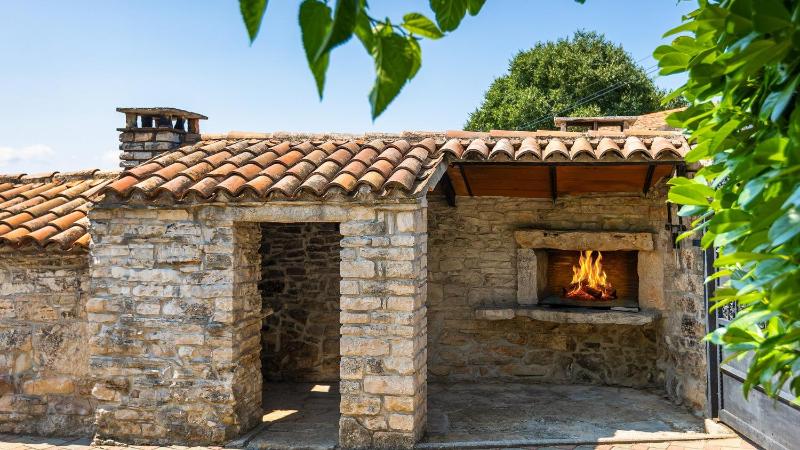 Villa RIA by Villas guide - image 22