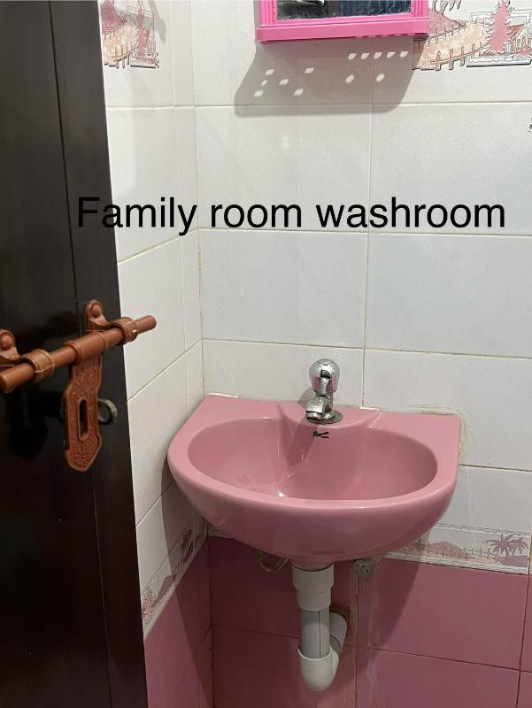 Vrindhavan stay and rooms - image 2