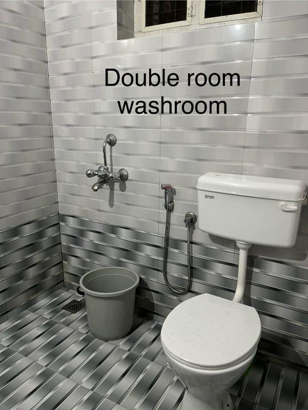 Vrindhavan stay and rooms - image 5