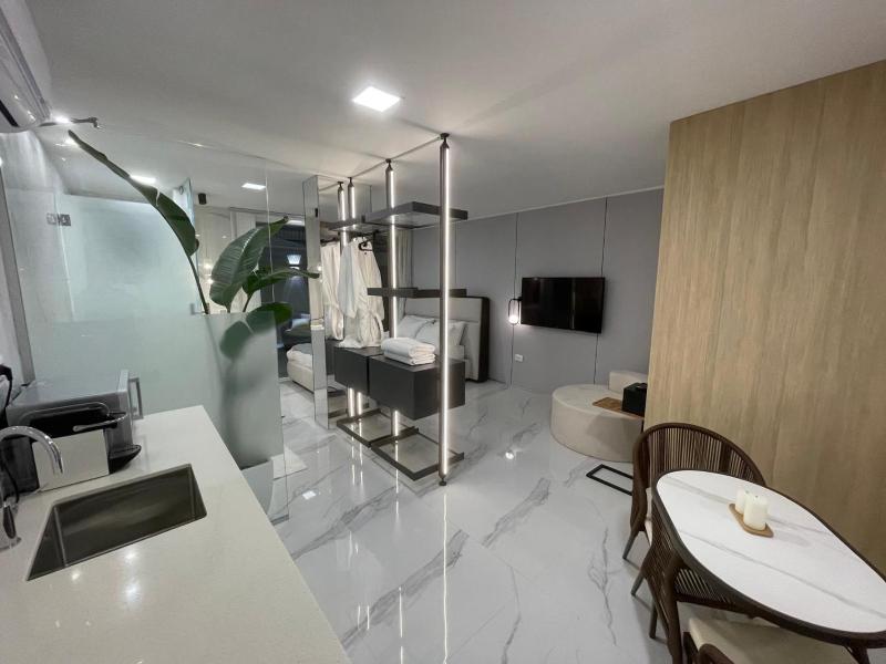 Vacation unit in villa with heated pool and sauna יחידת נופש בוילה עם בריכה מחוממת - image 33