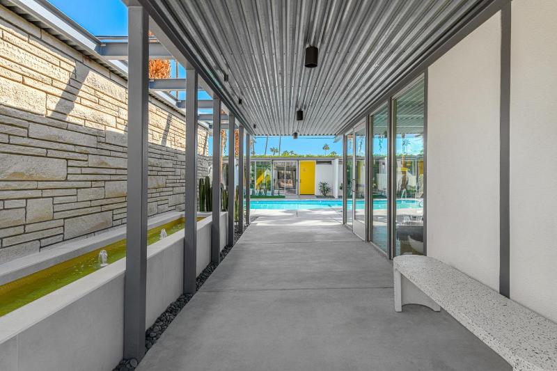 Limon Palm Springs A Luxury Boutique Hotel - image 26