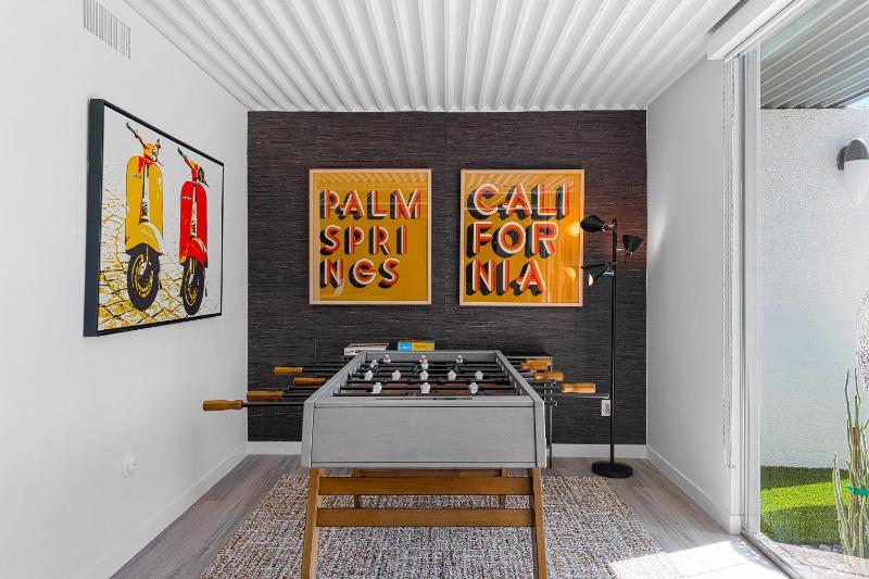 Limon Palm Springs A Luxury Boutique Hotel - image 30