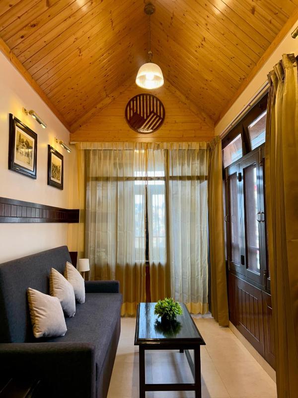 The Mall Ethos - On Mall Road - Kitchen - Sleeps 4 - image 8