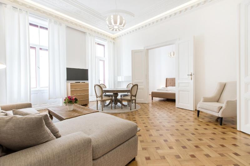 HeyMi Apartments in City Center - image 6
