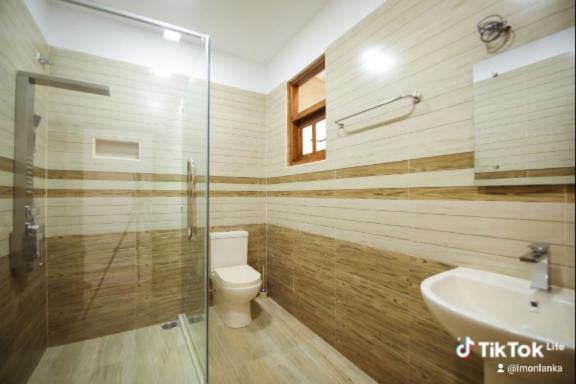 Imon Lanka Beach Hotel - image 8