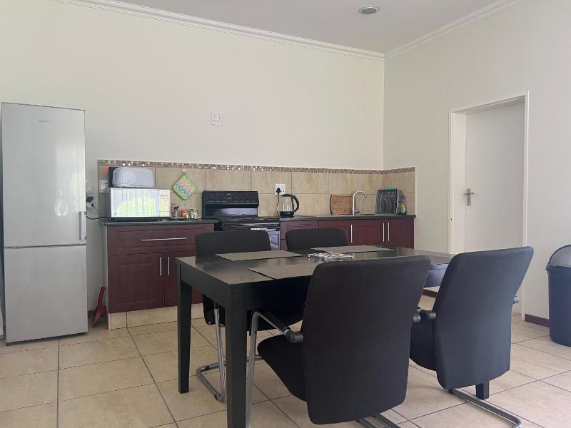 Amohela Guesthouse - image 16