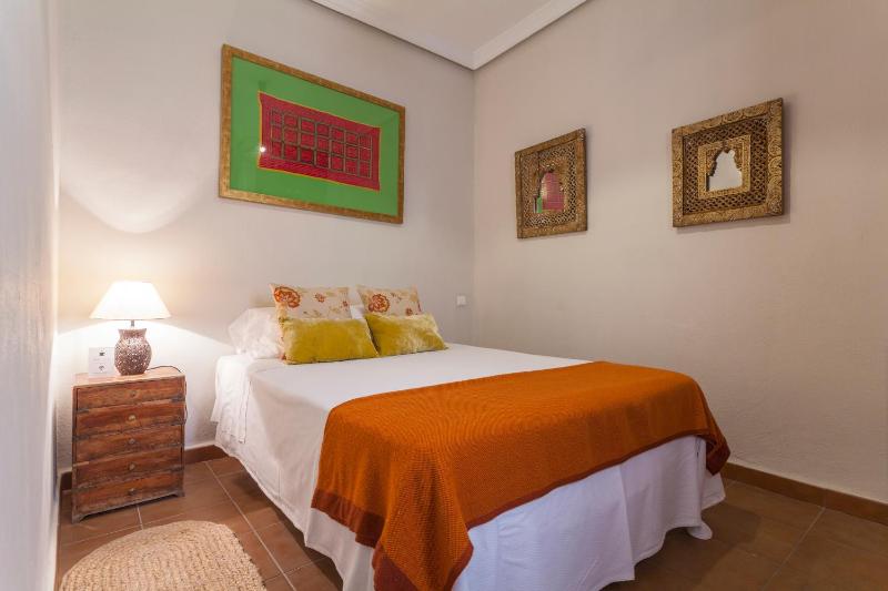 Single Room image 4