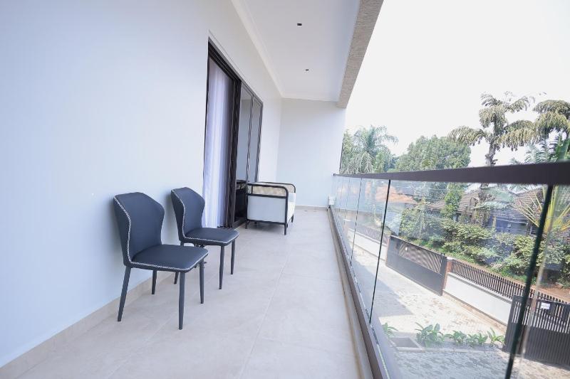 Heritage Residences Muyenga-The Grey Lounge 2BR - image 12