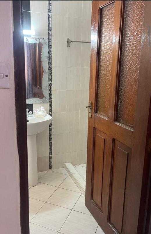 Ahadi homes - image 8