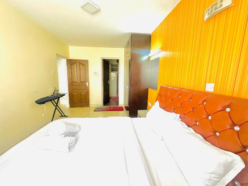 Royal furnished apartment with pool Nakuru milimani J10 - image 14