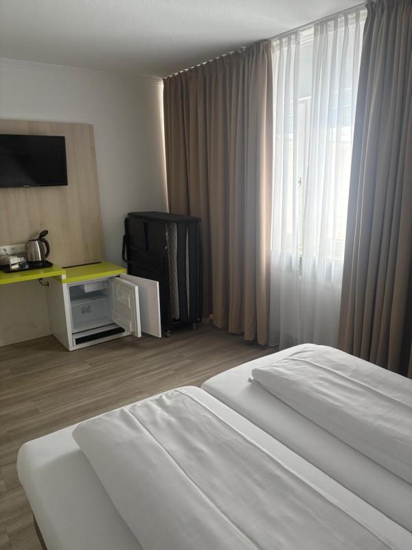 Hotel Falk - image 6