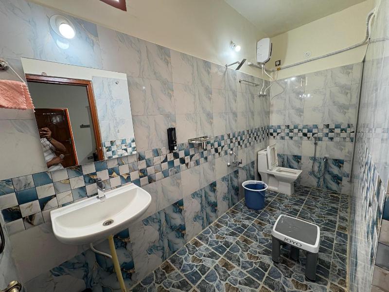 Mani Homestay Hampi - image 7