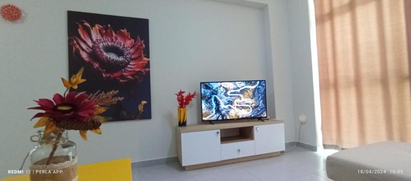 Sea View & Big Balcony- Spacious Modern Apt - Perla 2 - image 13