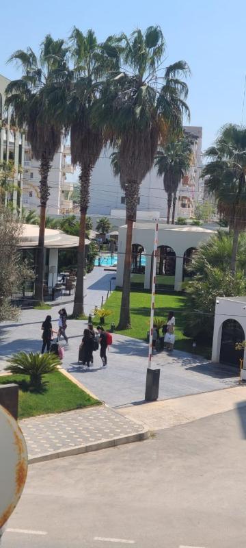 Sea View & Big Balcony- Spacious Modern Apt - Perla 2 - image 2