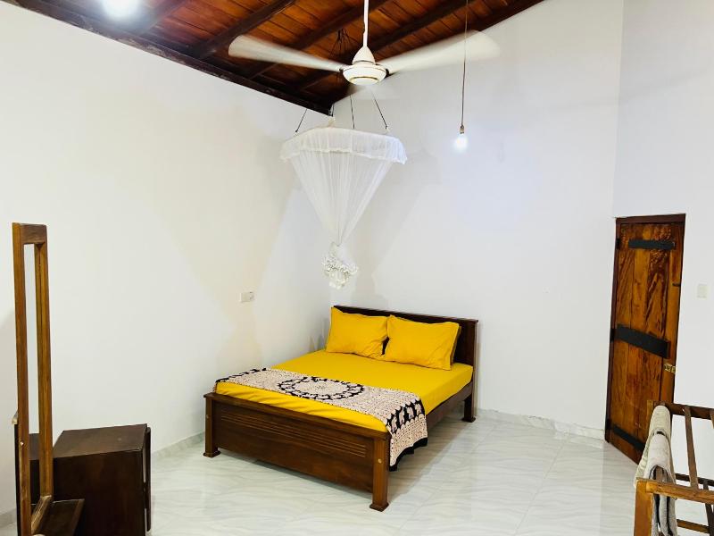 Blue wave homestay - image 15