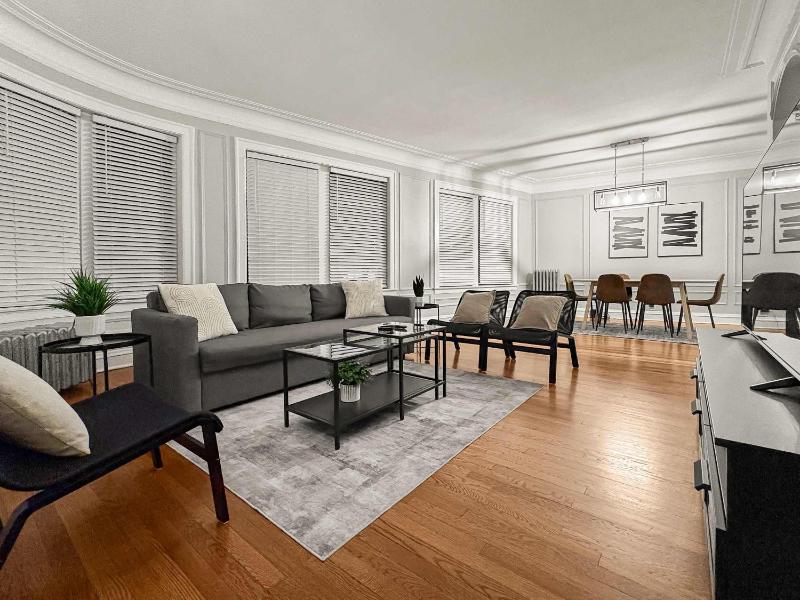 Spacious 4BR Retreat - Chase E1 - image 1